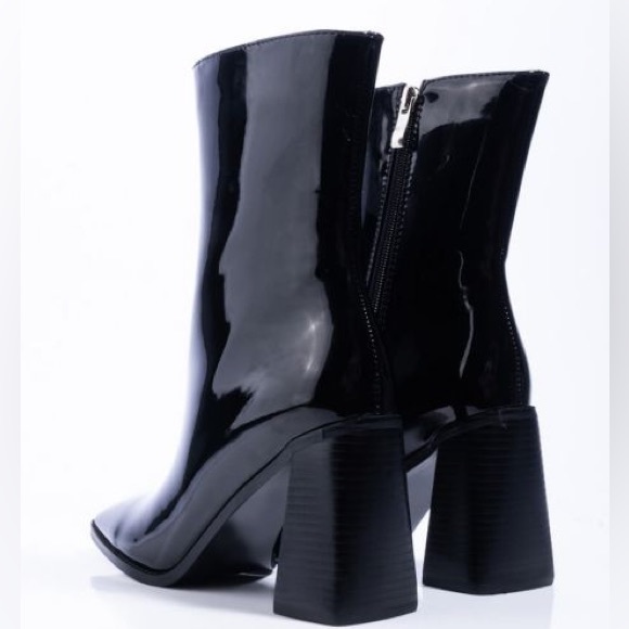 Azalea Wang Black Patent Leather Ultra Platform Ankle Booties - Picture 3 of 3